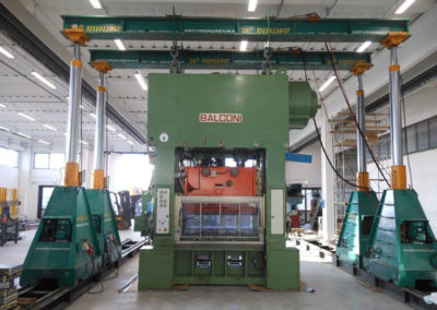 Posizionamento pressa