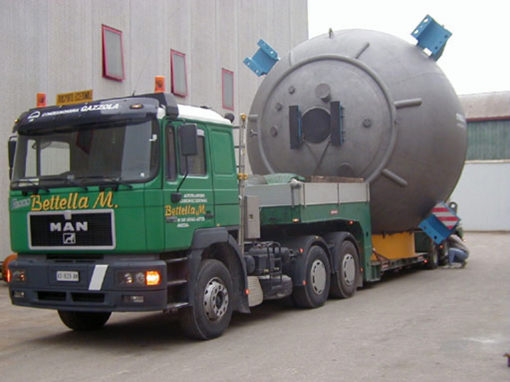 Trasporto eccezionale cisterna rotonda