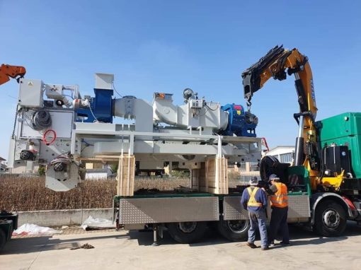 Scarico con Gru 50 Ton Gruppo stampa