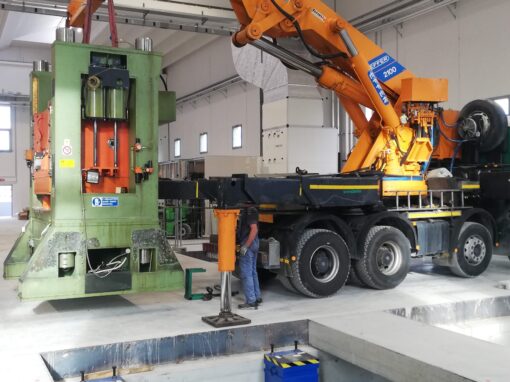 Sollevamento e trasferimento Presse