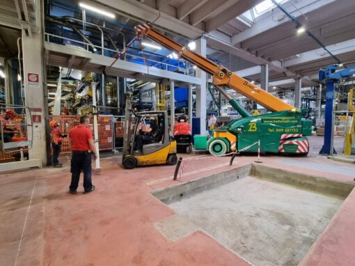 Scarico e posizionamento gruppo stampa linea nuova